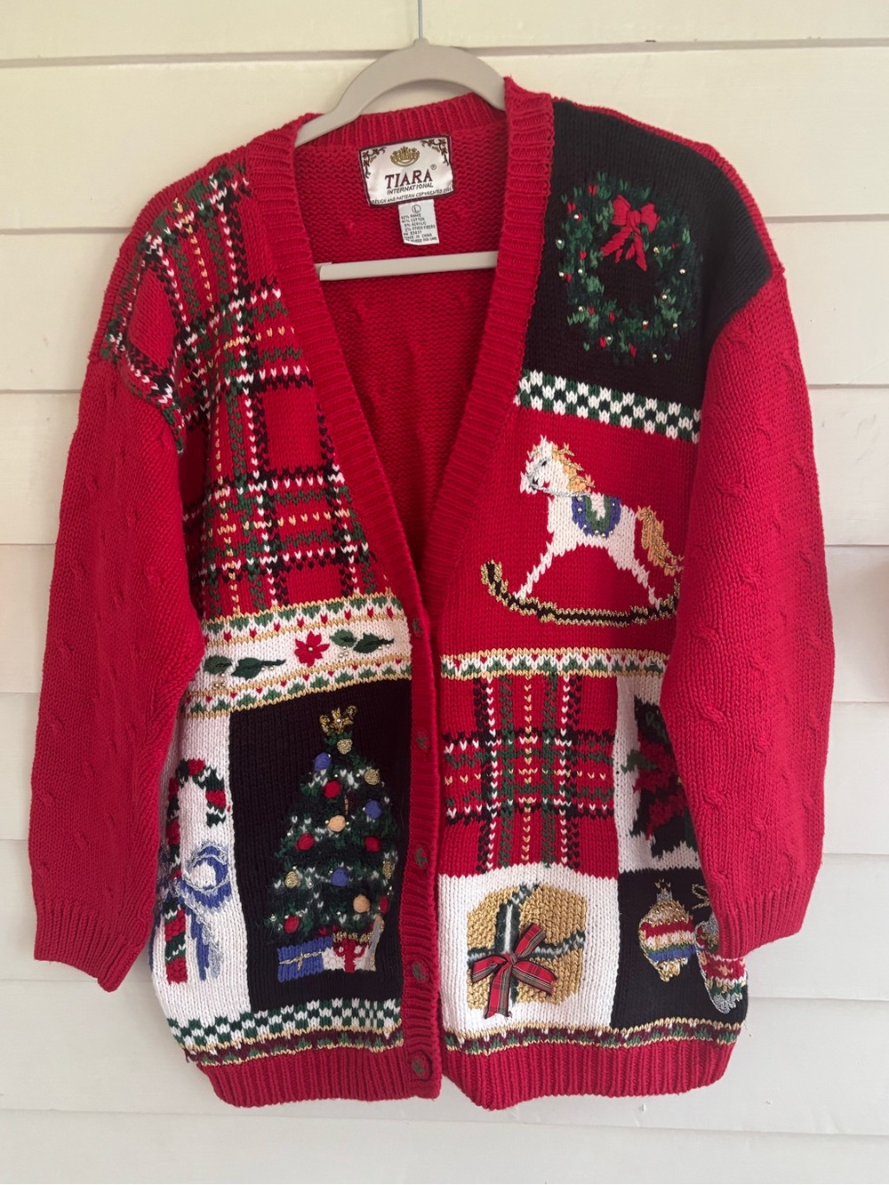 Tiara Red Patchwork Holiday Knit Button Cardigan with Festive Motifs Size Large